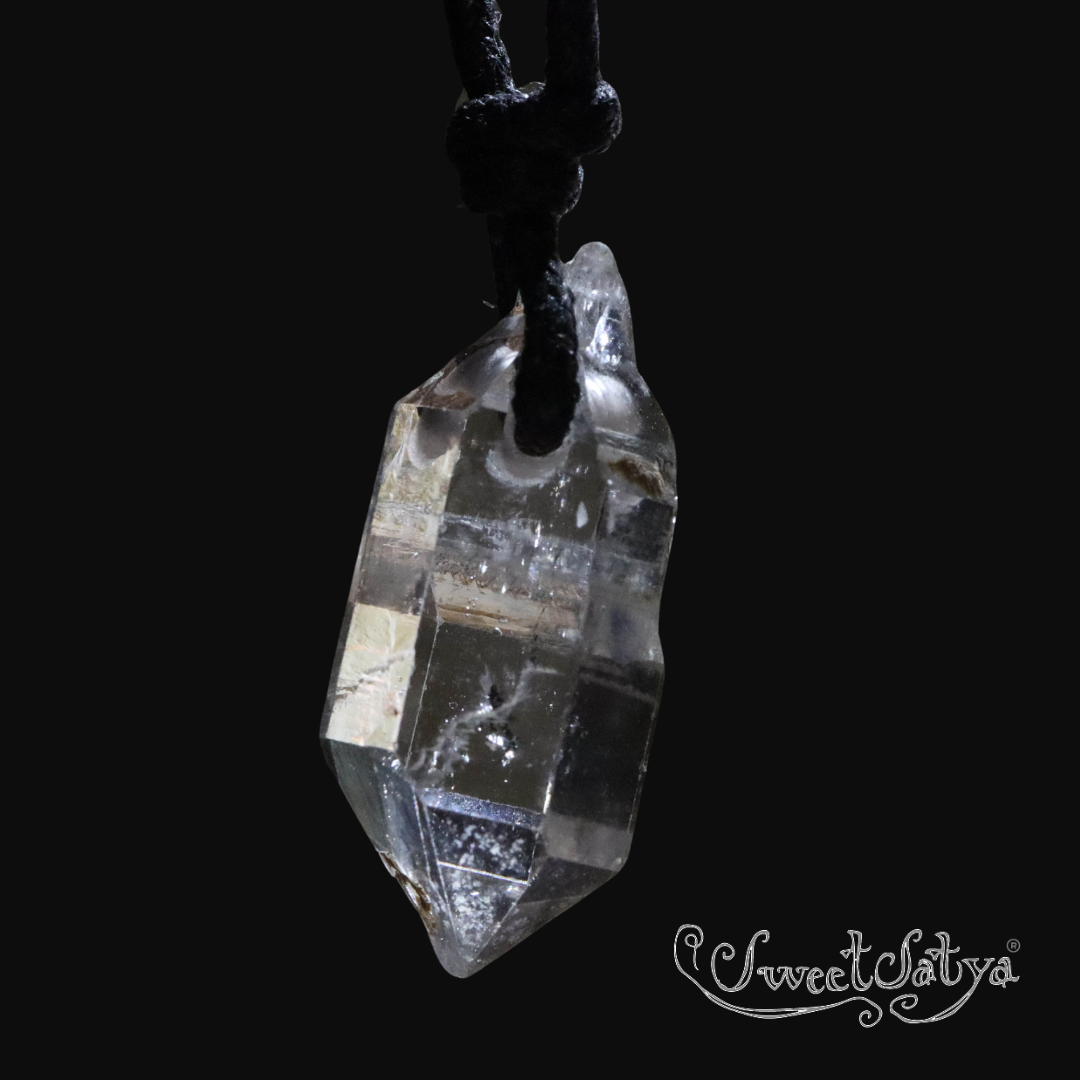 Tibetan 2025 quartz pendant